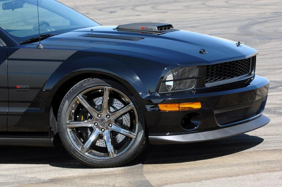 Детали экстерьера Saleen Dark Horse 2009 года  (фото 4 из 34)